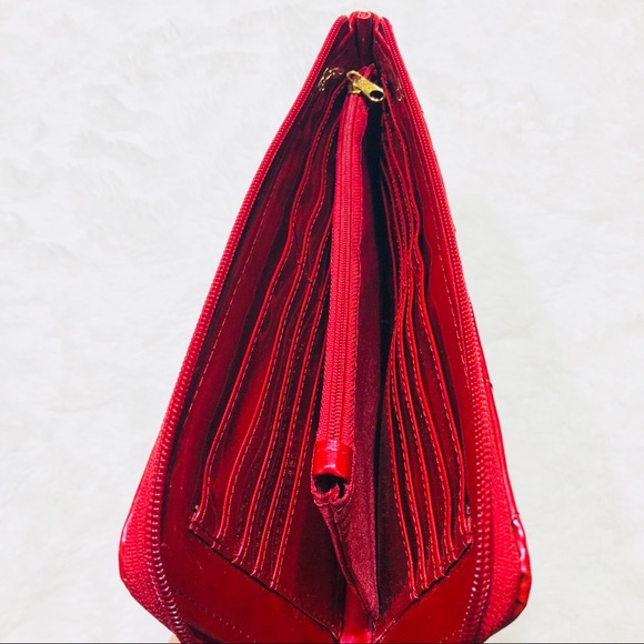 Joy & Iman red patent leather clutch - Picture 4 of 4